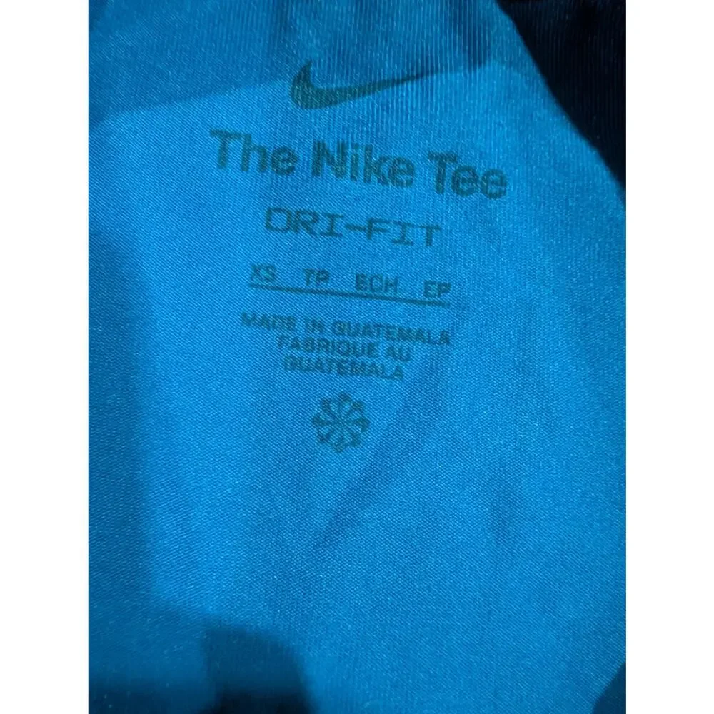Nike Athletic Outfit, Tempo Shorts w/DryFit Tee, Shorts Youth L, Tee Women's XS